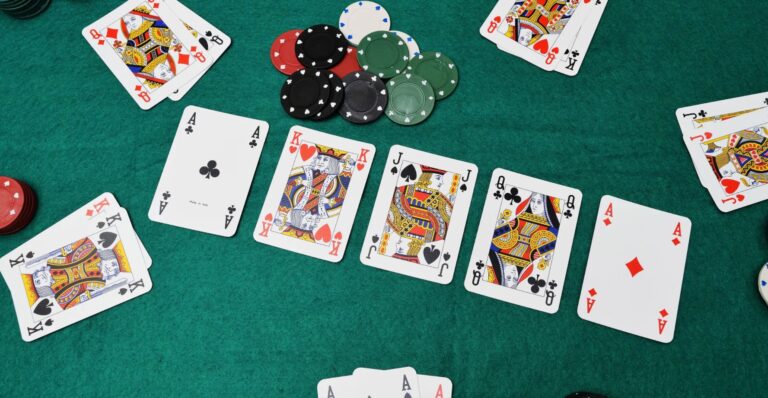 Lối chơi phòng ngự trong poker